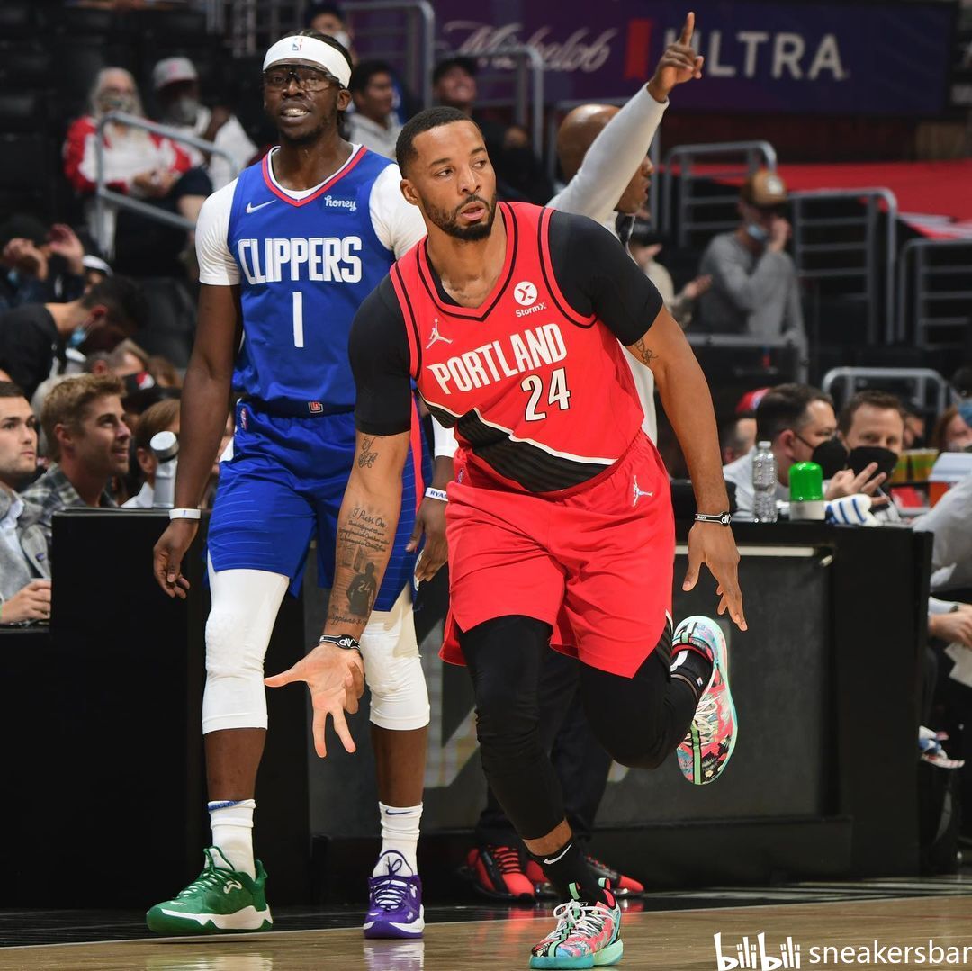 与中东强队 与中东强队