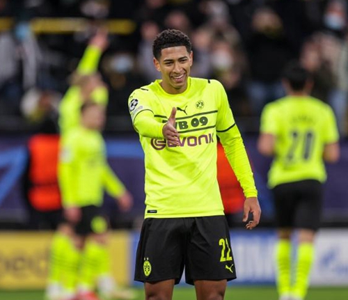 略相吻合 略相吻合